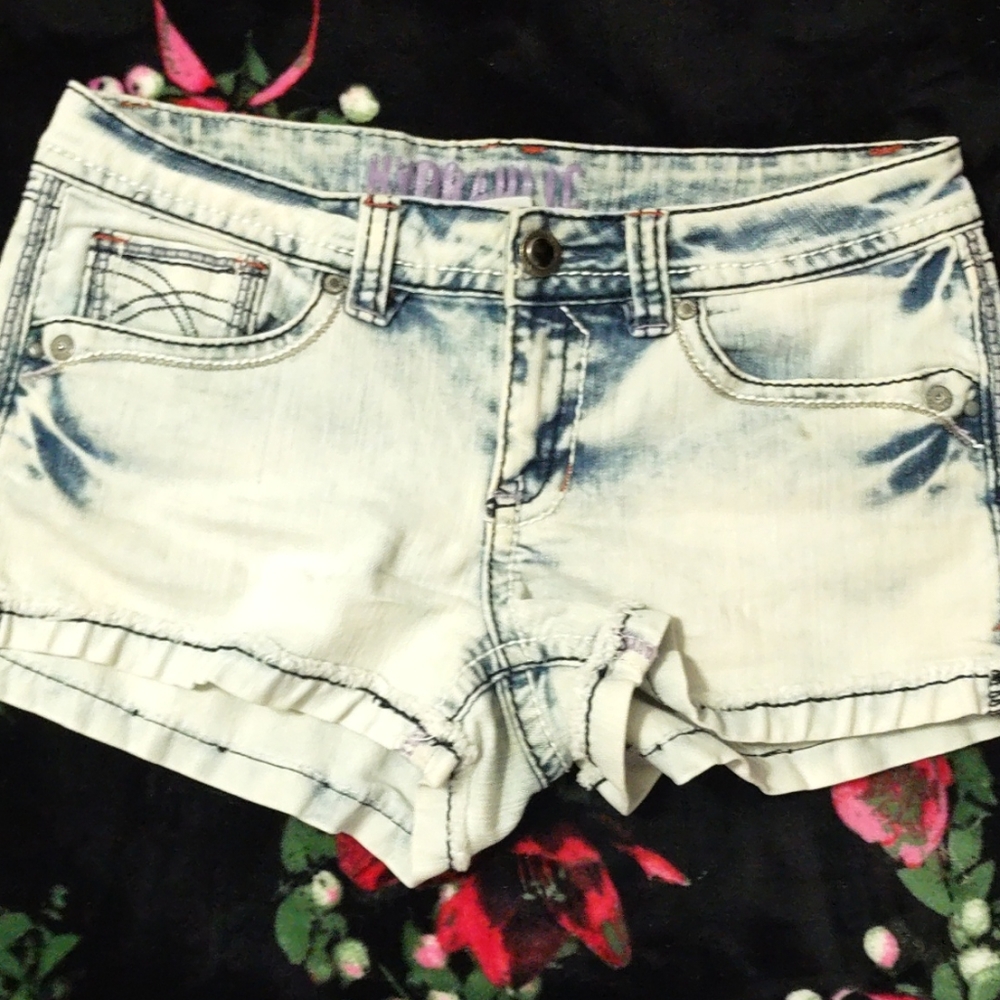 Hydraulic shorts